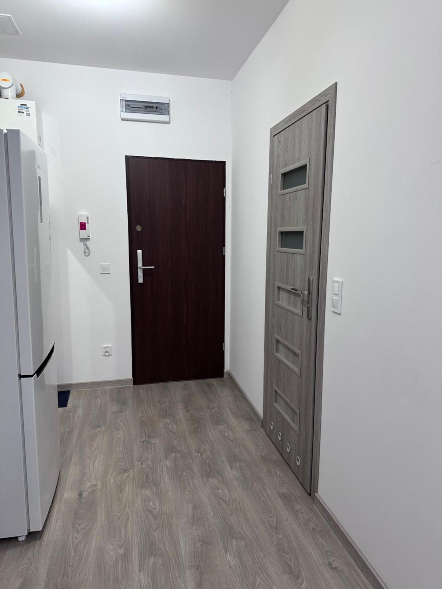 슈체시네크 Przytulny Apartament 아파트 외부 사진